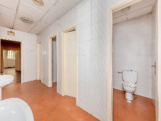 Local en C/ San Pedro de Menzonzo, Santiago de Compostela (Coruña (A))  70