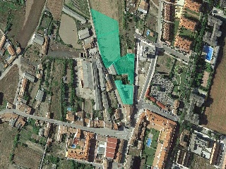 Suelo con edificación en C/ Curtidores 9