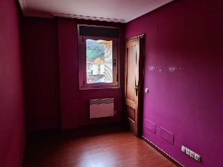 Piso en Av Sama 25