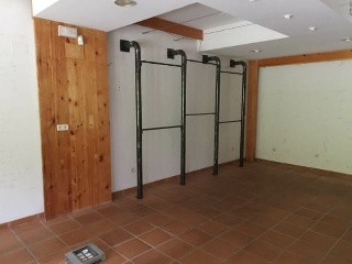 Local en C/ Escalar Ag. Astún  21