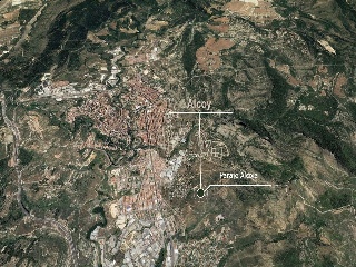 Suelo rústico con edificación en Alcoy, Alicante. 39