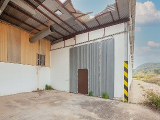 Nave industrial situada en Xàtiva - Valencia 25