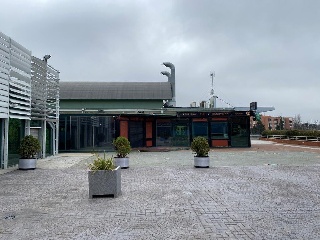 Espacio de terraza de ocio en Av de España, Alcobendas (Madrid)  17
