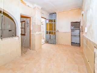 Casa adosada en C/ Esteban Tomás 36