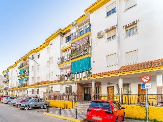 Piso en C/ Jimera de Libar 35