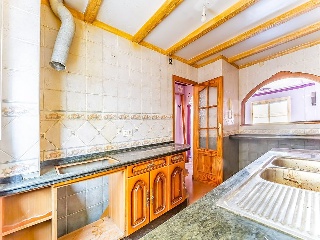 Piso en C/ Jimera de Libar 42