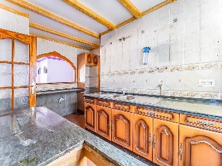 Piso en C/ Jimera de Libar 44