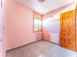 Piso en C/ Jimera de Libar 46
