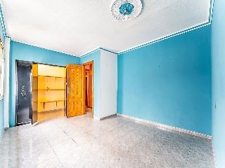 Piso en C/ Jimera de Libar 50
