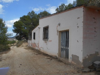 Vivienda en Ptda Paraje Las Perlas  26