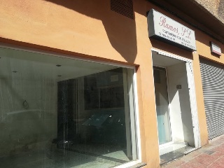 Local en Av Cieza  40