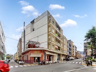Vivienda en C/ Excelentísima Diputación  31