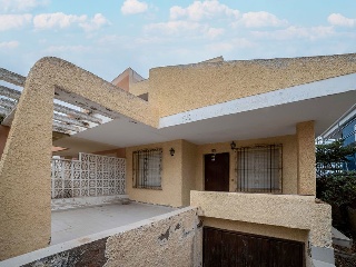 Chalet Adosado en C/ Esplandiu 77