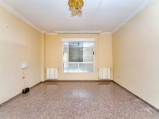 Vivienda adosada en Av Villena  29