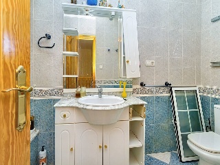 Vivienda adosada en Av Villena  32