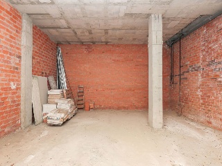 Local en C/ Antoni Bofarrull  7