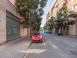 Local en C/ Antoni Bofarrull  15