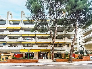 Local en Ctra de la Costa  19