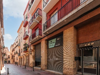 Local en C/ Águila - Reus - 9