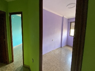Piso con anejos en C/ José Canalejas 38