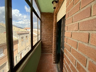 Piso con anejos en C/ José Canalejas 39