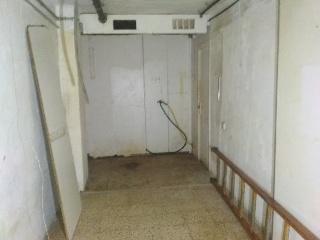 Local comercial situado en Cornellà de Llobregat, Barcelona 11