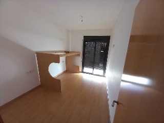Piso y garaje en C/ Cavallería 14