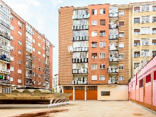 Local comercial en Burgos 43