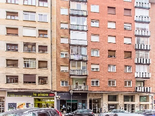 Local comercial en Burgos 44