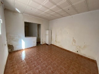 Casa en Algueña 38