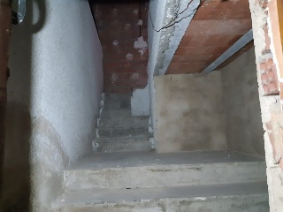 Locales en C/ Sant Tomàs 12