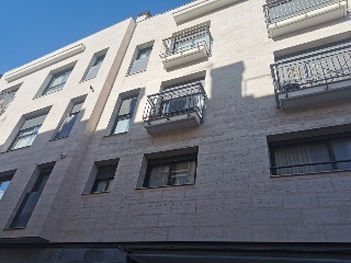 Local destinado a garajes en C/ Miguel Ángel 9