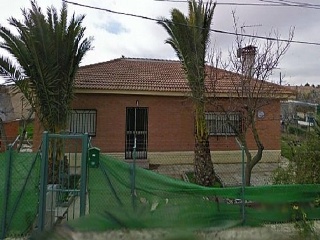 03990-0001 3