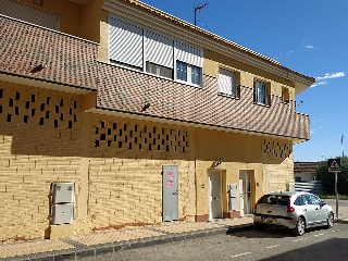 00243-0001 9
