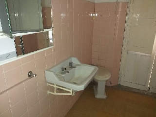 03052-0001 32
