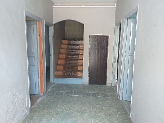 03052-0001 33