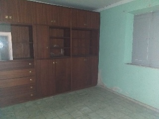03052-0001 35