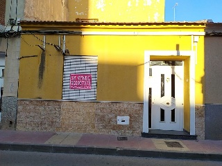 Casa adosada en C/ Cura Hurtado Lorente 33