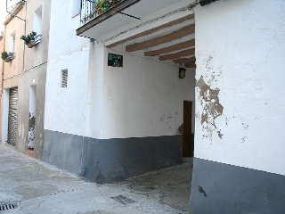 00041-0001 24