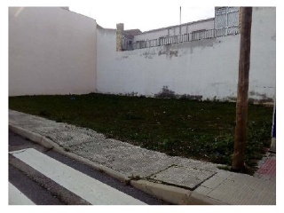 Suelo en C/ Venancio Blanco 24