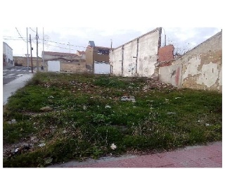 Suelo en C/ Venancio Blanco 25