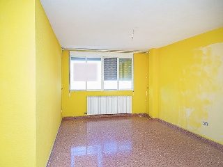 Piso con garaje en Av Mudejar 23