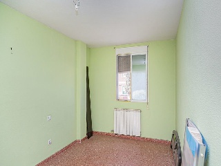 Piso con garaje en Av Mudejar 28