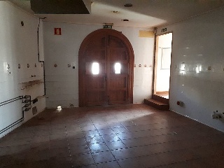 00275-0001 28