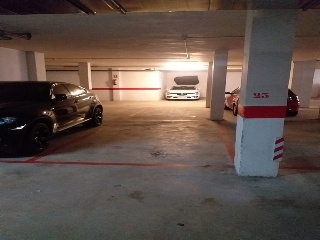 Plaza de Garaje en la C/ Albiol 6