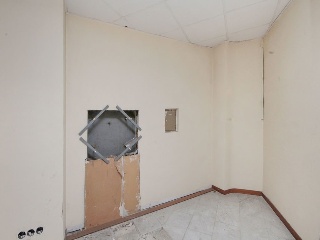 Local comercial en Av Torrente Gornal - El Hospitalet de Llobregat - 14