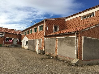Nave industrial en C/ San Valentín 21