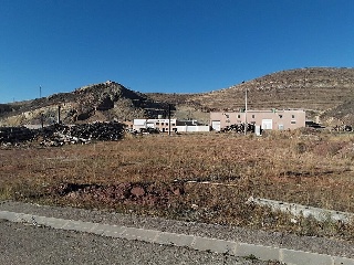 Suelo en C/ El Arenal 13