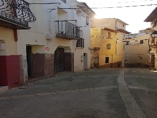 00712-0001 21