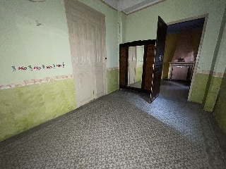 01903-0001 29